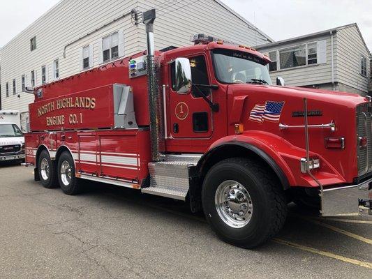 North Highlands FD 21-4-1 at the Memorial Day parade yesterday.