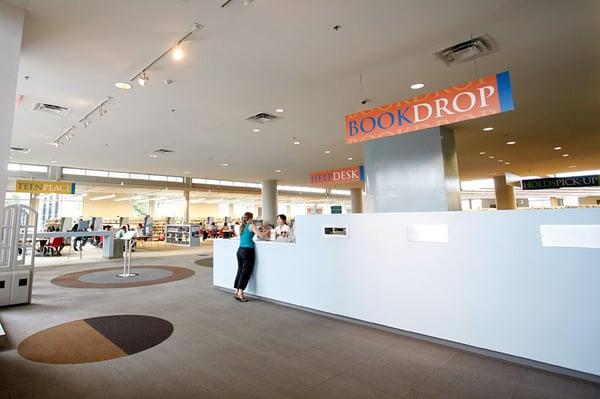 Inside the Plaza Branch - Photos from http://flickr.com/kclibrary