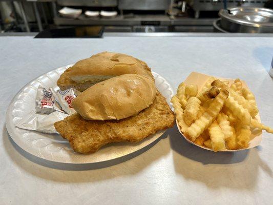 Tenderloin and crinkle cut fries