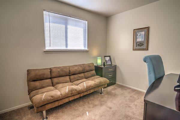 Spacious Bedrooms- Gateway Townhomes in Romulus, MI