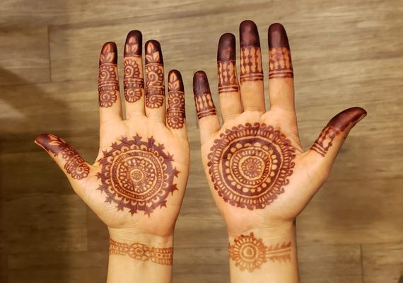 Tejalvani Henna By Yosha