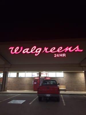 24Hr Walgreens