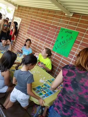 3rd grade LOTERIA booth