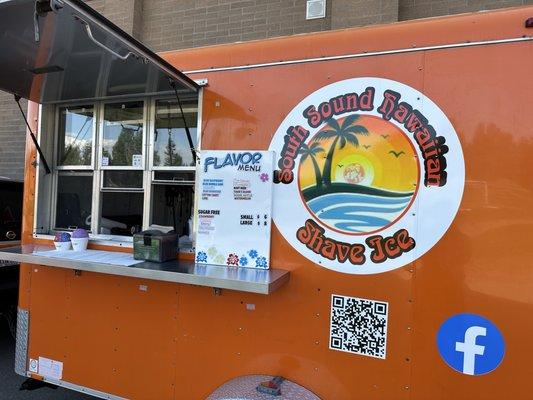 Orange Shave Ice Shack! This Betty Tropics!