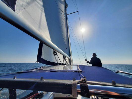 Clean, beautiful sailboat!