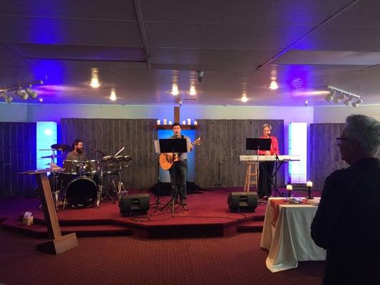 Worship session come join us every Sunday starts at 10:30 am!