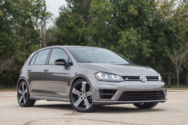 2016 Volkswagen Golf R Mark 7