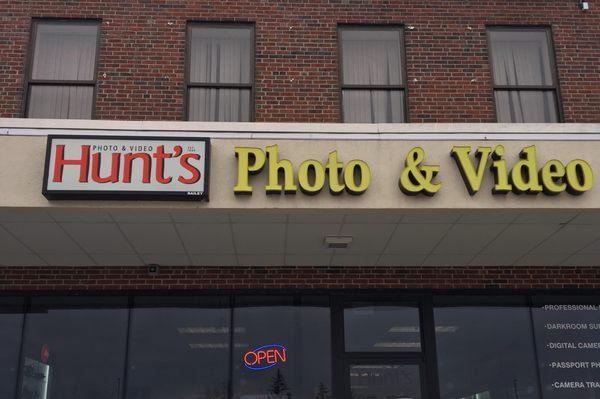 Hunt's Photo & Video