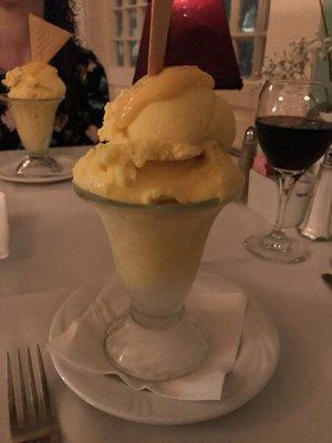 The mango ice cream is definitely worth the visit!