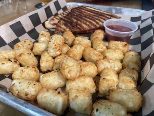 Melt and tots