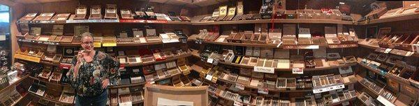 Churchills Quality Cigars & Gifts