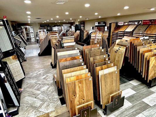 Extensive selection of Wood, Engineered wood, and Laminate flooring.