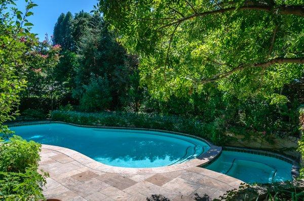 Sold this #LaCanada #Flintridge #estate above asking price. #happysellers, #happyrealtor  Dream backyard!