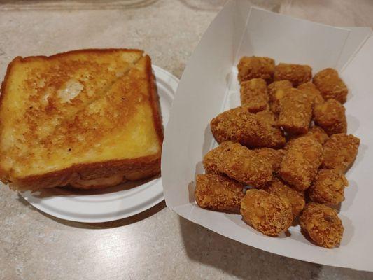 Grilled cheese and tater tots