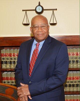 Attorney Robert E Piper, Jr.