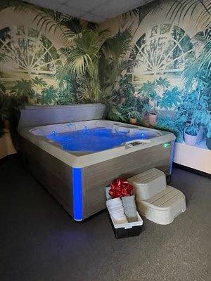 Explore the best hot tubs in Daytona, FL. Schedule a test soak today and find the perfect hot tub for your relaxation needs.