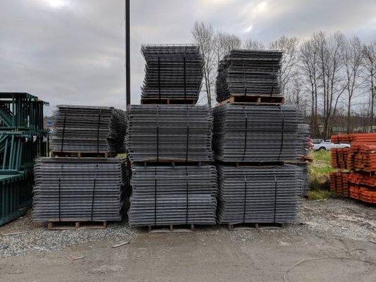 Wire decking (Shelving) for pallet racking