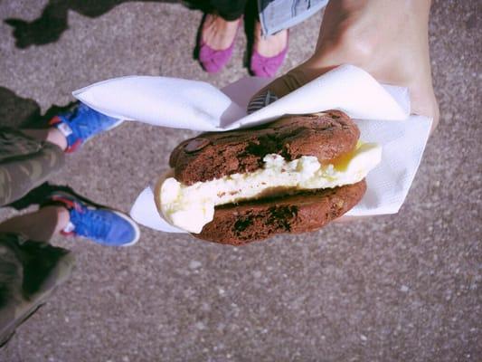 Chocolate peanut cookie with toasted coconut ice cream @mobile food rodeo, cinco de mayo