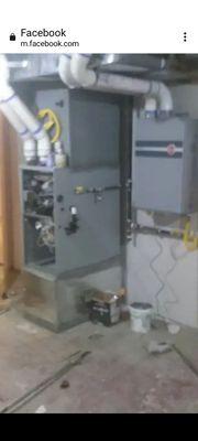 NEW FURNACES IN CENTRAL AIR ALSO TANKLESS WATER HEATERS