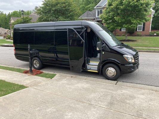 9 passenger Mercedes Benz Sprinter