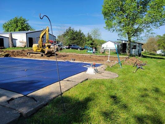 Concrete pool deck extension