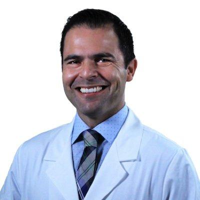 Dr. Javier Valadez