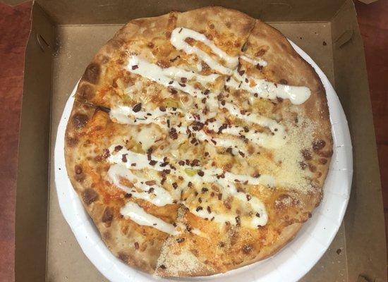 BBQ Chicken Pizza topped w Ranch Sauce at CJ's Traveling Pizzeria Food Truck, Tampa Bay