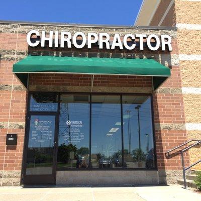 Vertical Chiropractic Health Center 1900 County Road D East #150,  Maplewood, Minnesota 55109 (651) 300-0205