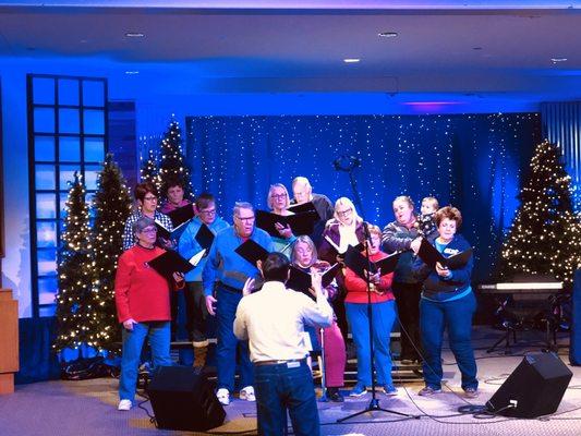 The Cedar Hills choir getting ready for their Christmas presentation.