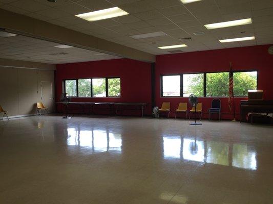 Multi Purpose room - silver sneakers and available for rentals