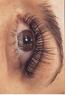 Hybrid eyelash extensions