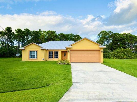 5831 NW Lido Ct Port Saint Lucie, FL