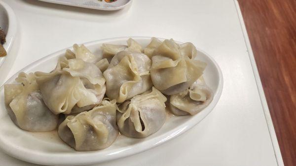 Steam beef dumpling