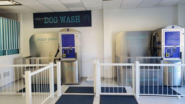 Dog washing self service stations