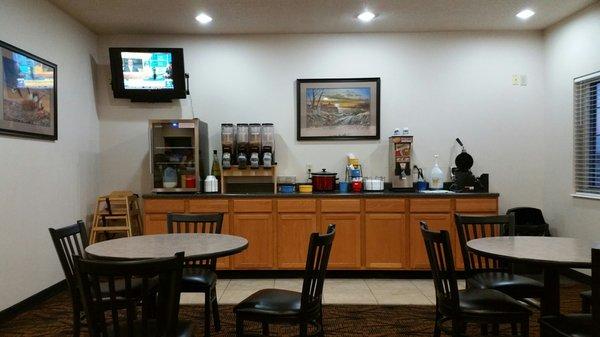 Breakfast - cold cereals, biscuits and gravy, and a waffle machine.