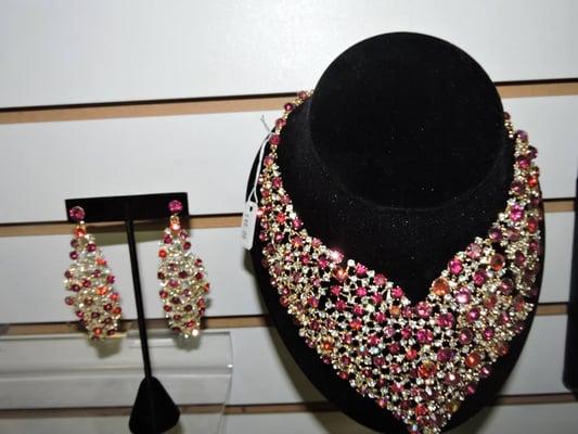 Necklace Set