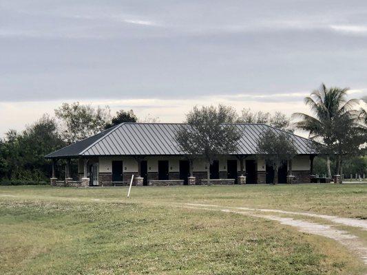 Super clean bathrooms located around the camp sites. Impressive. Restrooms AND showers!!!