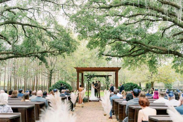 Club Lake Plantation ceremony space