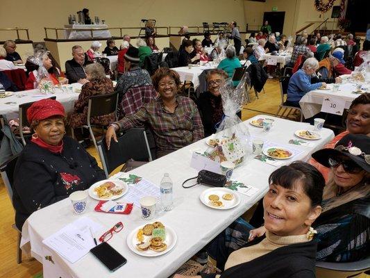 Silver Key Clients enjoying the 2018 Holiday Party