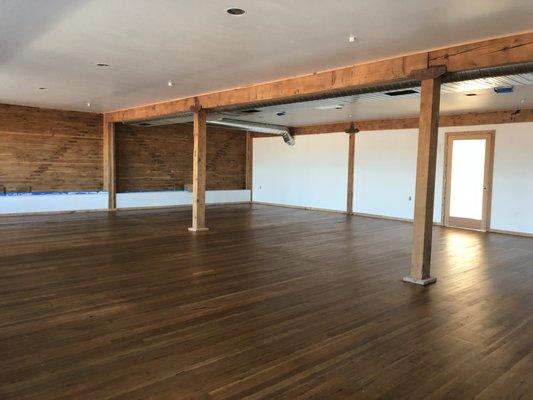 1400 square foot studio space