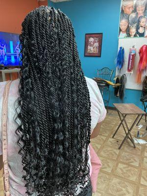 Our knotless bohemian Senegalese twists.