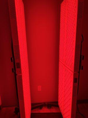 Red Light Therapy - Boost healing, optimize sleep, relieve pain and inflammation, improve mood, regain cognitive edge, defy signs of aging.