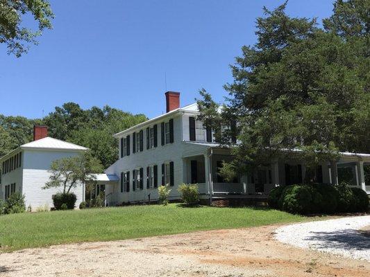 First glimpse of the beautiful main house.