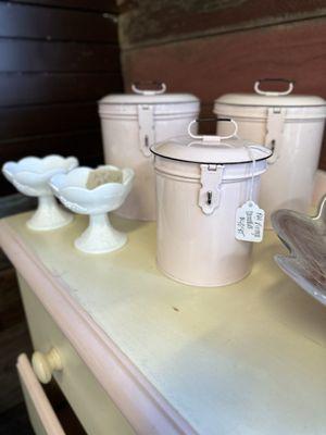 Pink vintage kitchen tins