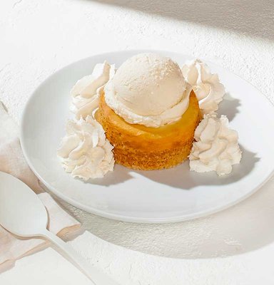 Butter Cake with Vanilla Haagen-Dazs