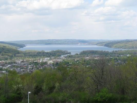 Fantastic lake views!