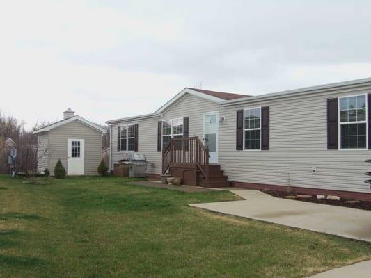 Woodland Ridge - Sales Office: Exterior Picture