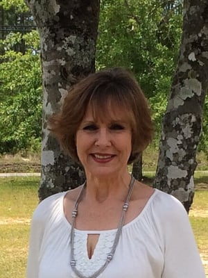 Photo of Julie V.