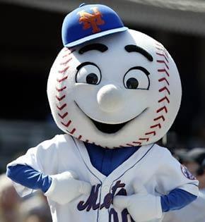 photo of Mr. Met s.