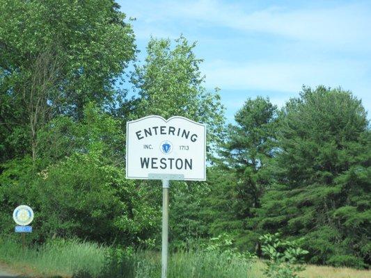 Entering Weston from Natick.